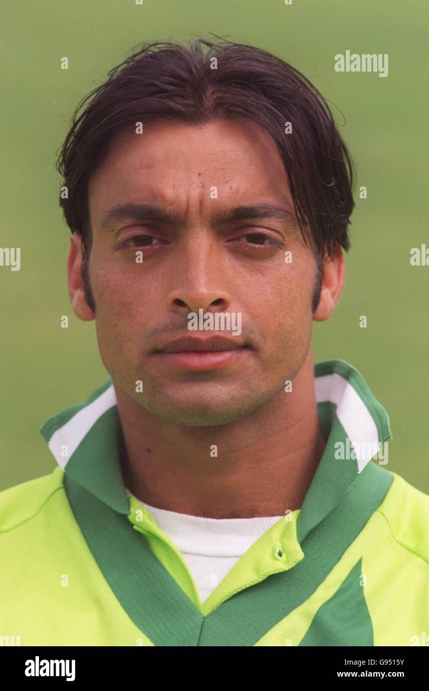 Cricket - World Cup Warm Up Match - Derbyshire v Pakistan. Shoaib Akhtar, Pakistan Stock Photo