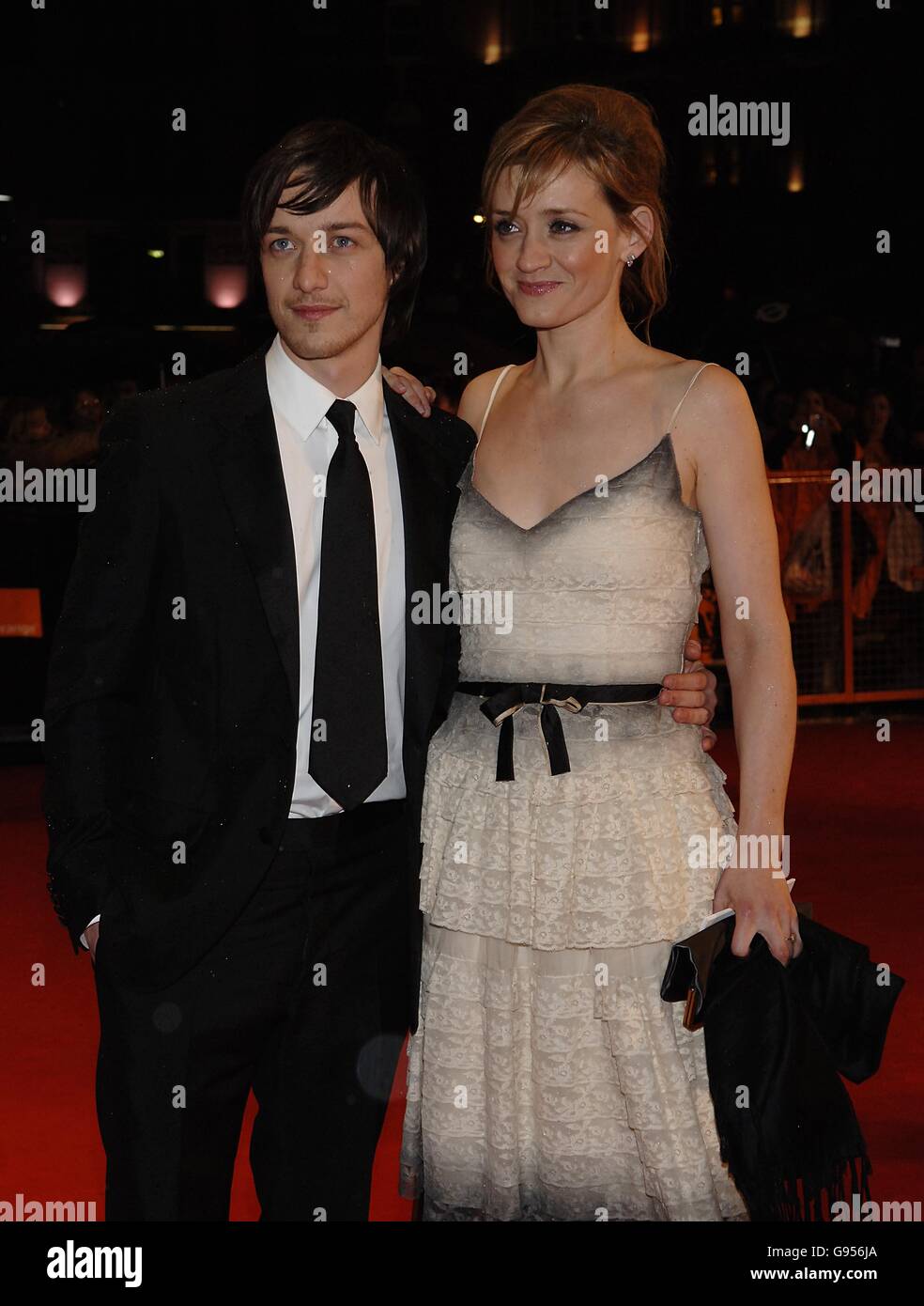 The Orange British Academy Film Awards (BAFTAS) 2006 - Odeon Leicester Square. Actress Anne-Marie Duff and actor James McAvoy arrive Stock Photo
