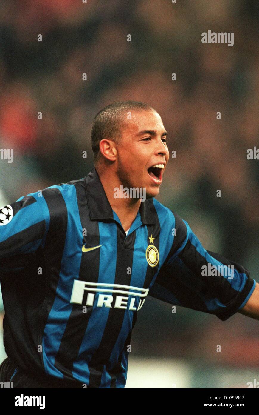 Inter players celebrating hi-res stock photography and images - Page 2 -  Alamy