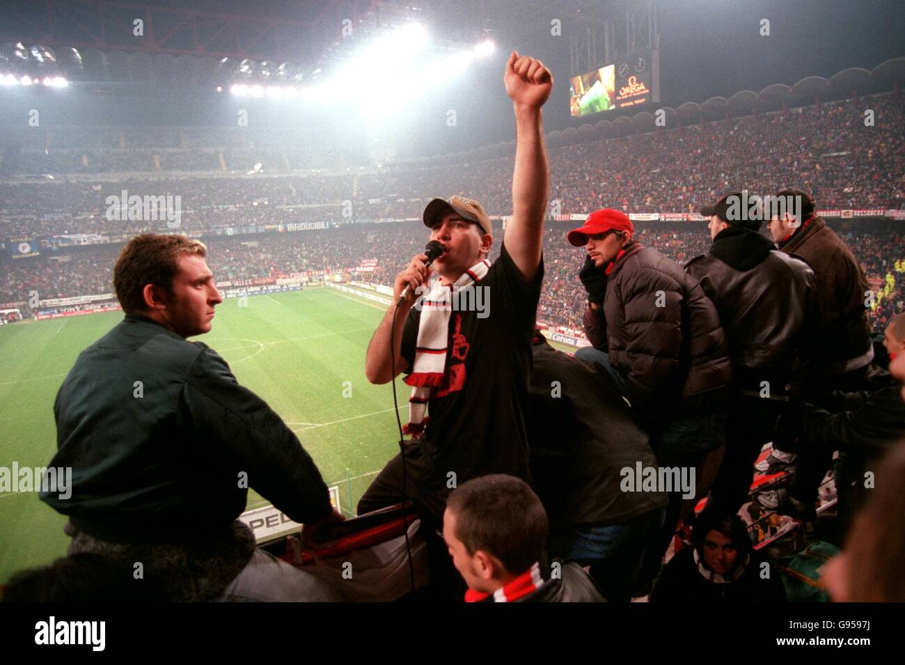 Lilan Fans Ac milan football fans hi-res stock photography and images - Alamy