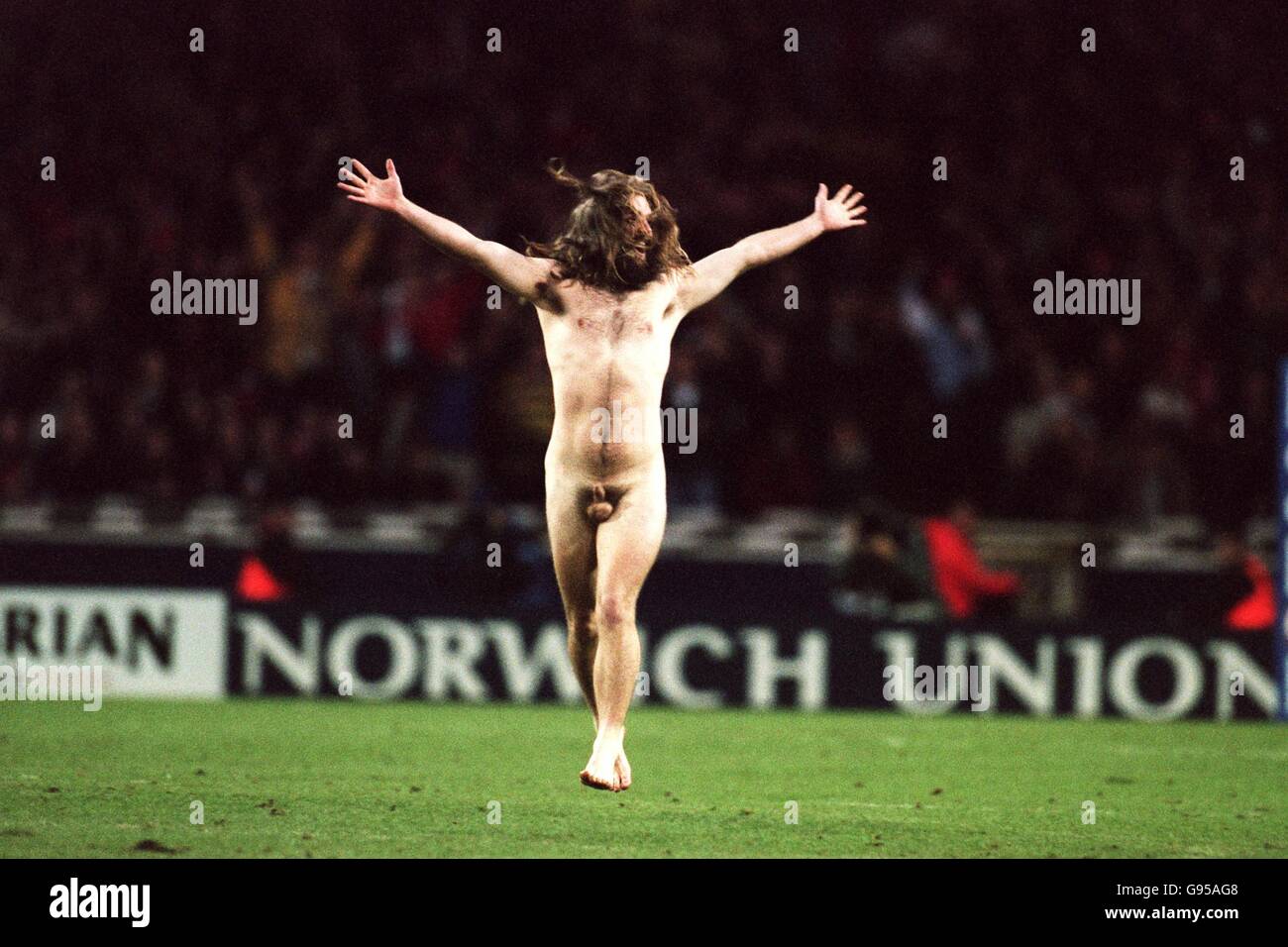 Rugby Union - Test Match - Wales v South Africa. A streaker revels in the spotlight of test rugby Stock Photo
