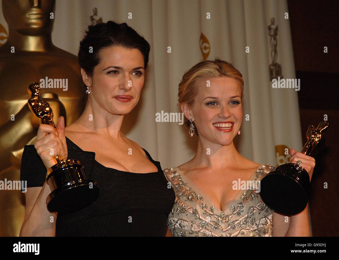 Reese Witherspoon with the Award for Best Actress in a Leading Role for Walk The Line (r) with Rachel Weisz and her award for Performance by an Actress in a Supporting Role for The Constant Gardener Stock Photo