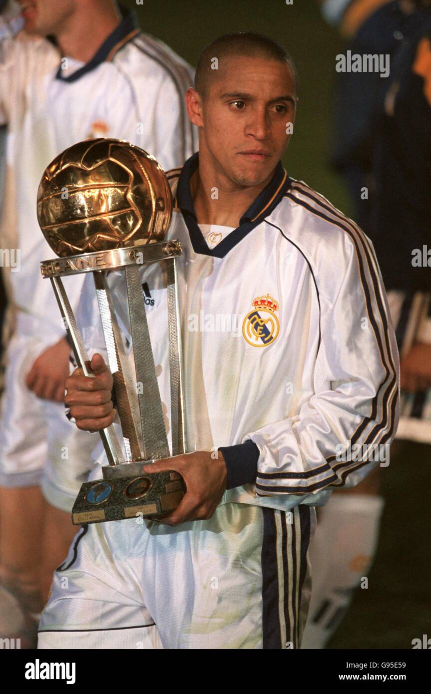 Roberto carlos hotsell champions league