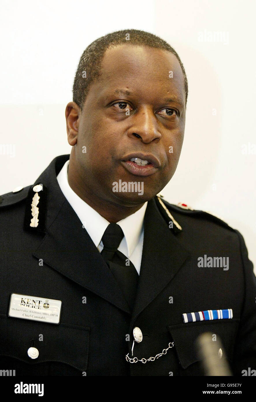 Robbery press hires stock photography and images Alamy