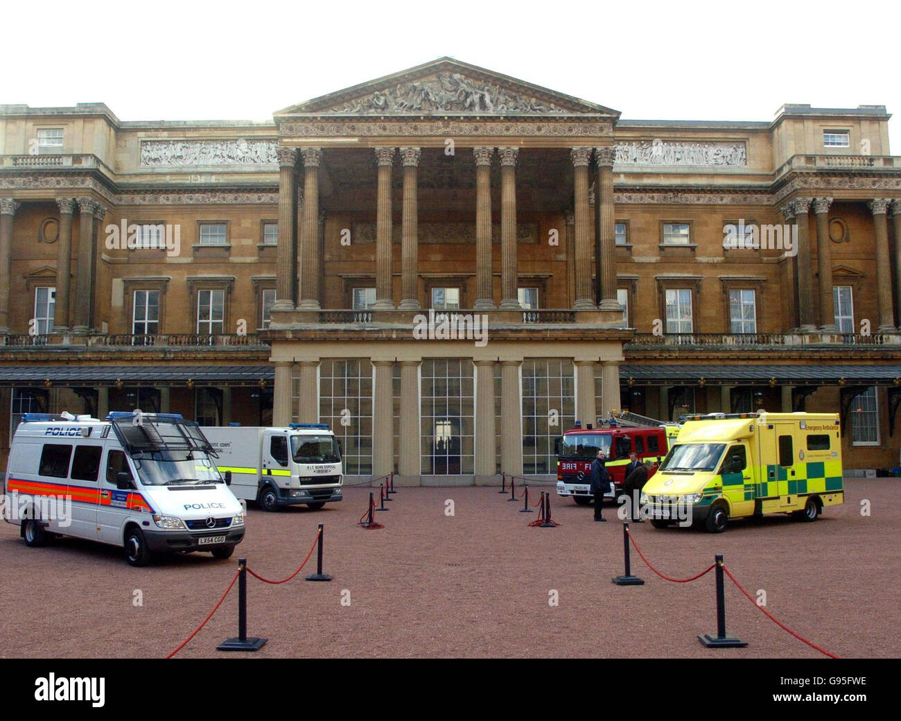 George Ritz Emergency Queen emergency reception hi-res stock photography and images - Alamy
