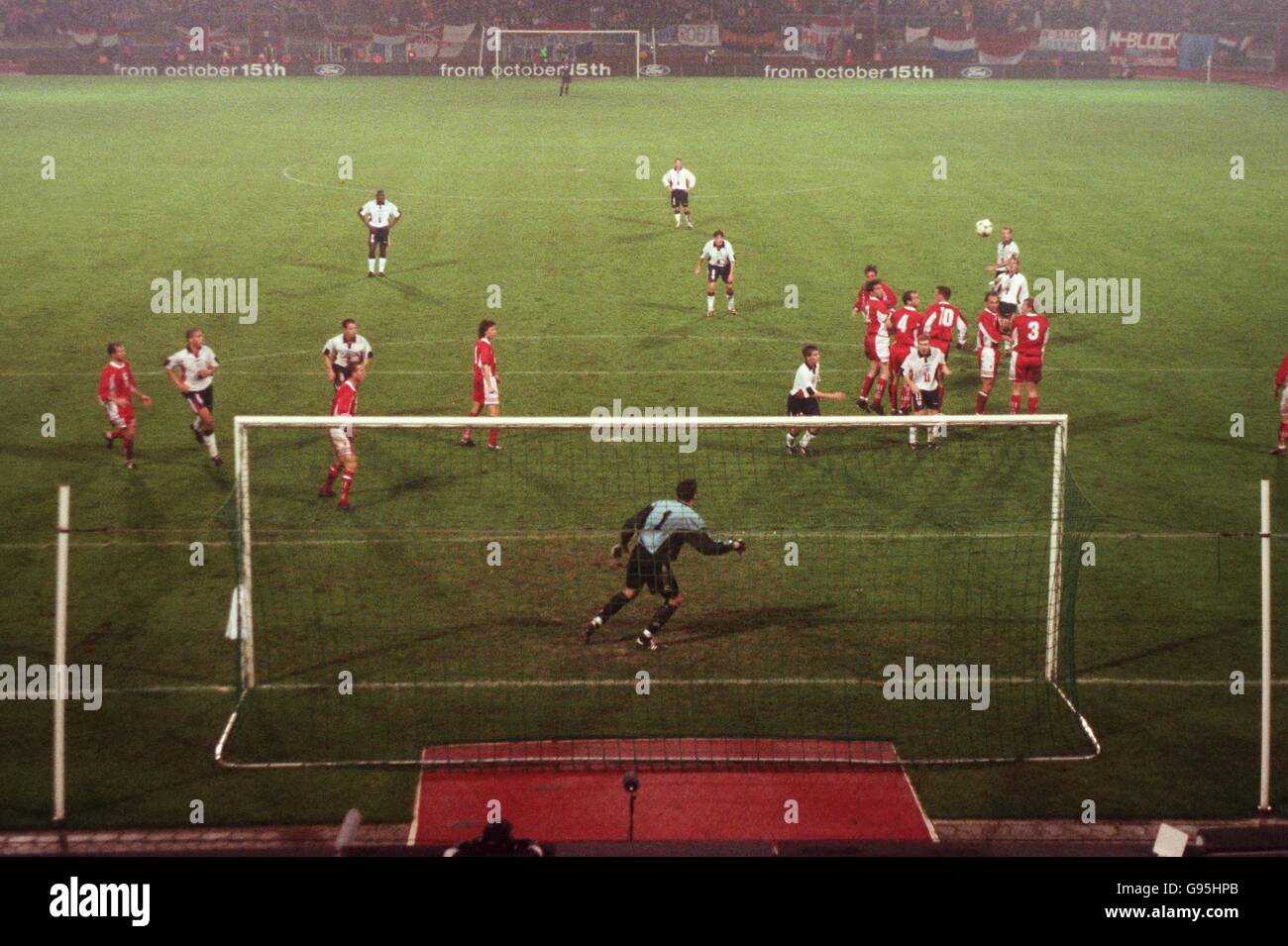 Soccer - Euro 2000 Qualifier - Group 5 - Luxembourg v England Stock Photo