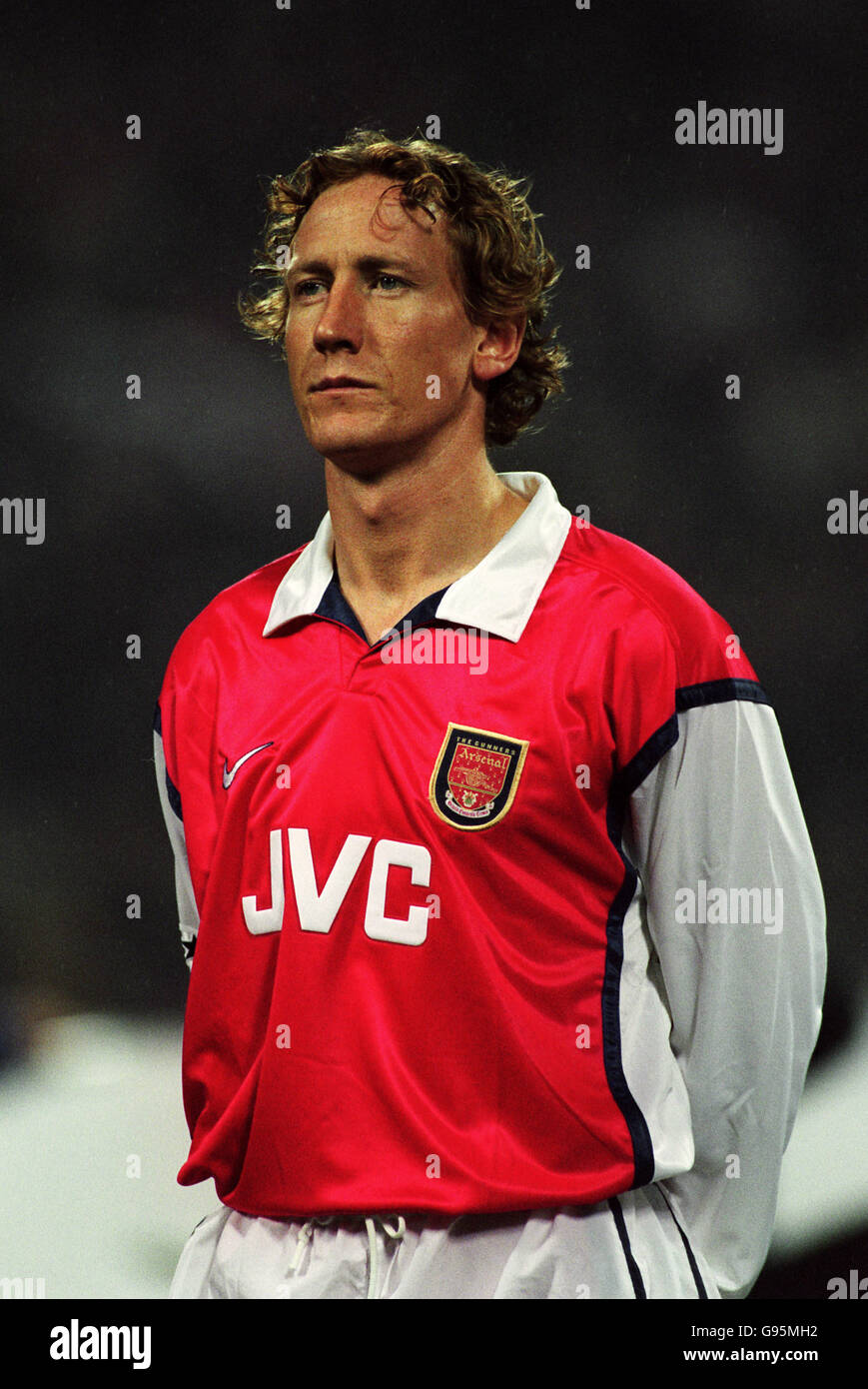 Ray parlour arsenal football club hi-res stock photography and images ...
