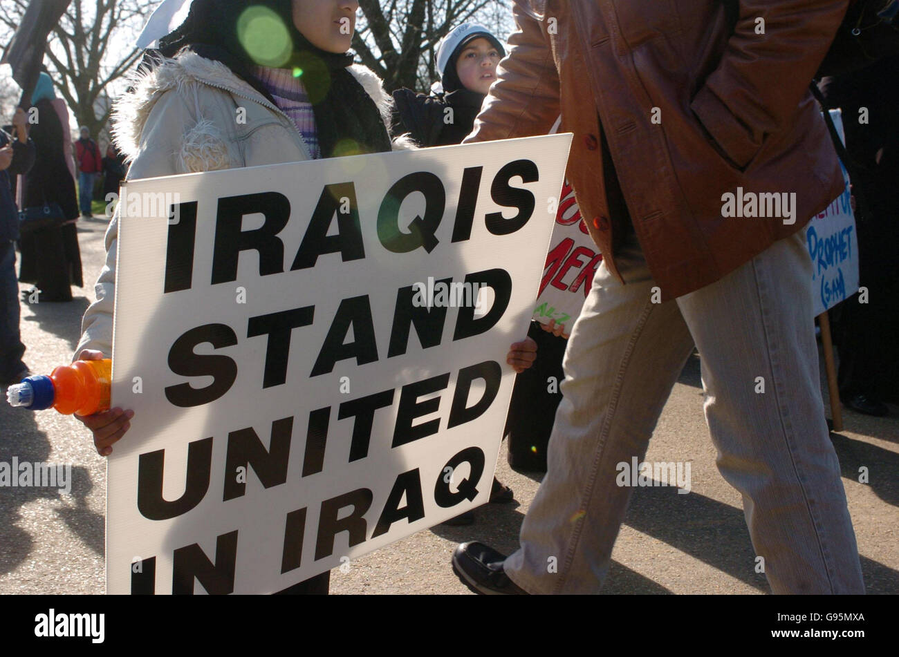 Zahra Shah (left), 5, from Watford, joins a march by Shia Muslims as they protest against the destruction of holy Shia sites by Sunni Muslims in Iraq this week at the start of a demonstration by Marble Arch in central London, Saturday February 25, 2006. The move followed a bomb attack on one of the holiest Shia Islam sites in Iraq, the al-Askari shrine in Samarra, north of Baghdad, on Wednesday. See PA story PROTEST Shrine. PRESS ASSOCIATION Photo. Photo credit should read: Johnny Green/PA. Stock Photo