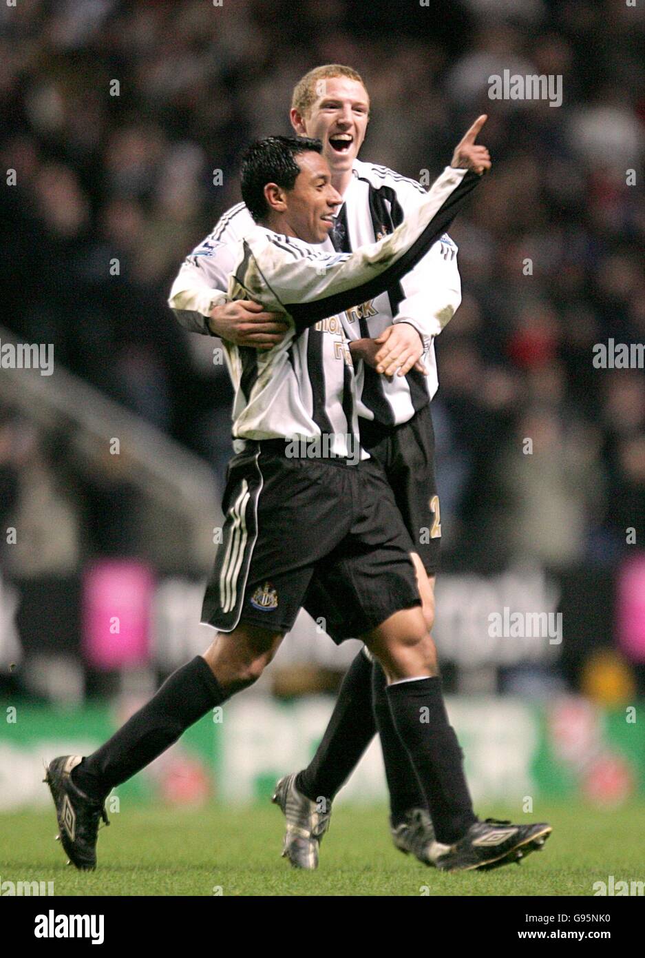 Nolberto solano hi-res stock photography and images - Page 7 - Alamy