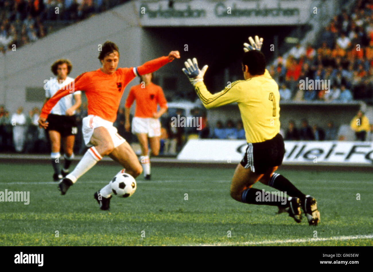 Soccer - World Cup West Germany 1974 - Group A - Holland v Argentina Stock Photo