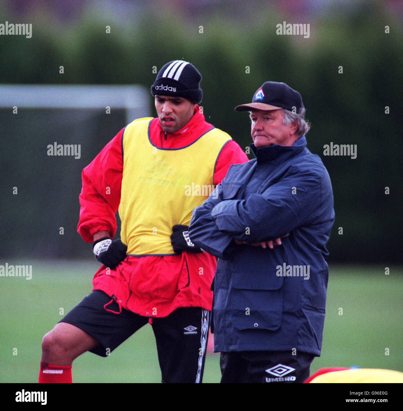 Soccer - FA Carling Premiership - Nottingham Forest Training. Ron Atkinson, (r) Nottingham Forest Manager directs training as Pierre Van Hooijdonk (l) looks on Stock Photo