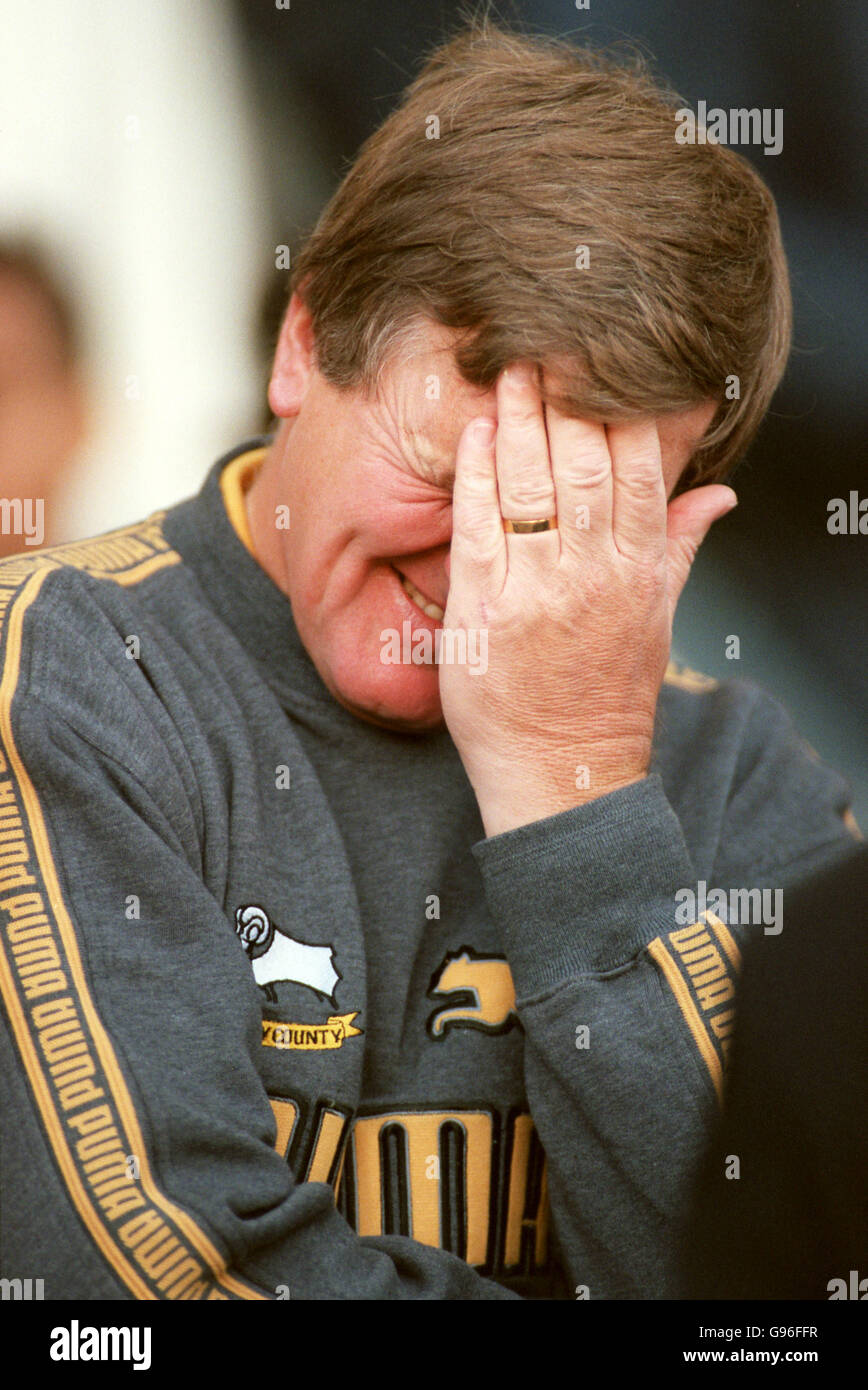 It's all too much for Derby County assistant manager Ray Harford Stock Photo