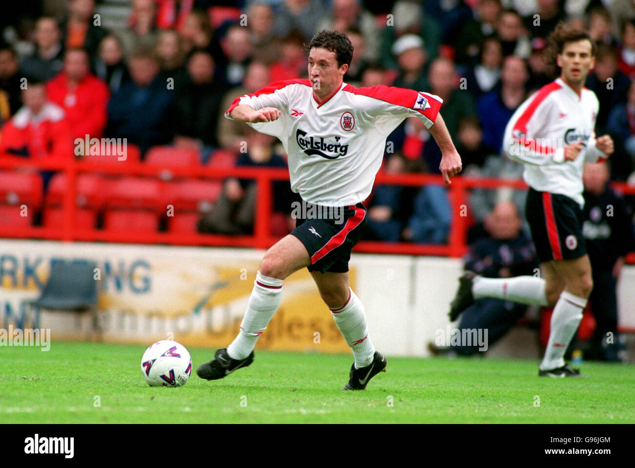 2 440 Robbie Fowler Liverpool Stock Photos, High-Res Pictures, and Images - Gett