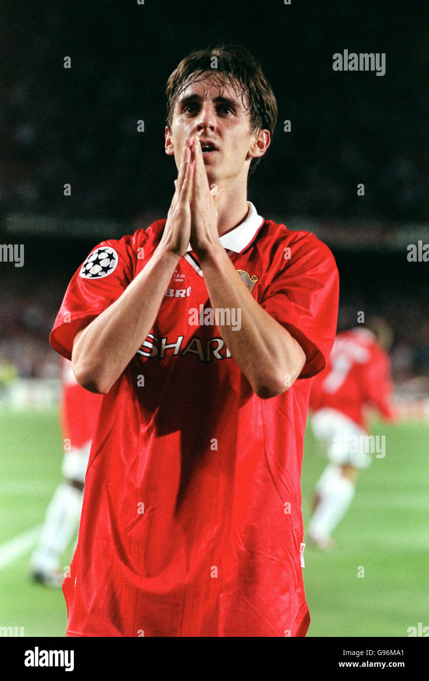 Gary neville hi-res stock photography and images - Alamy