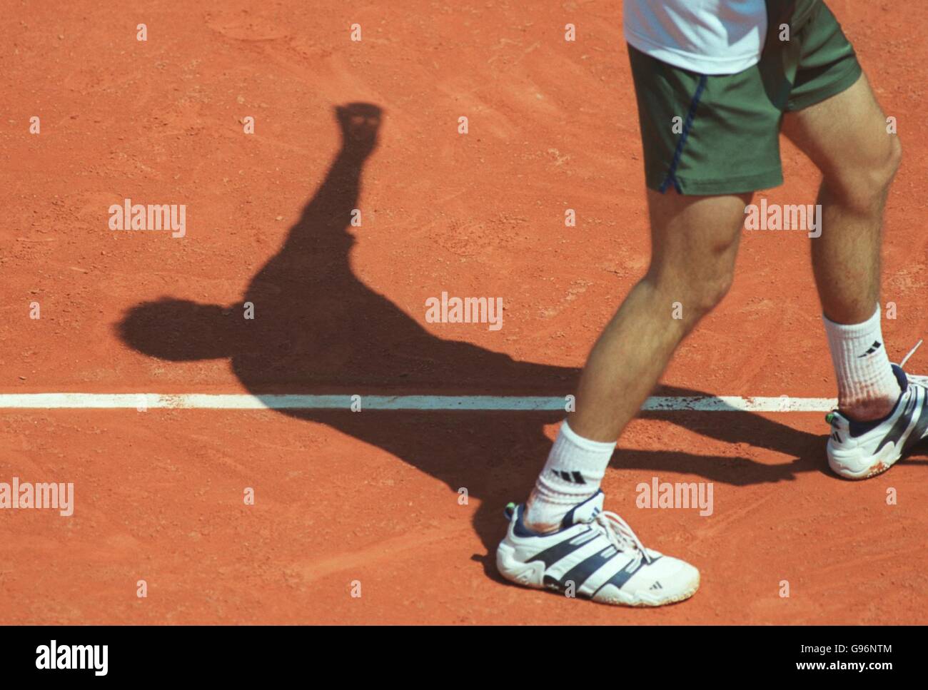 Men's legs and tennis shoes hi-res stock photography and images - Alamy