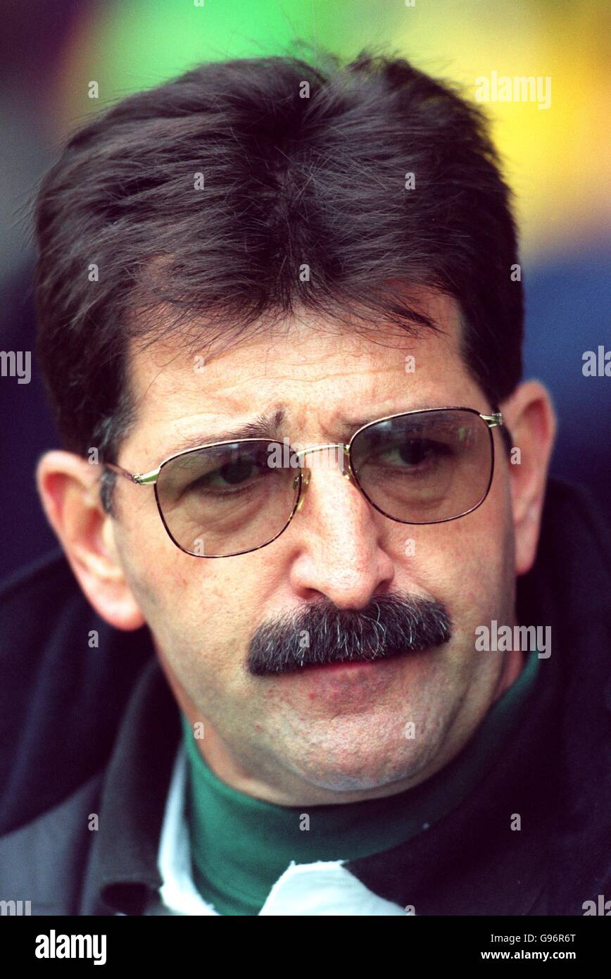 Jamaica coach rene simoes hi-res stock photography and images - Alamy