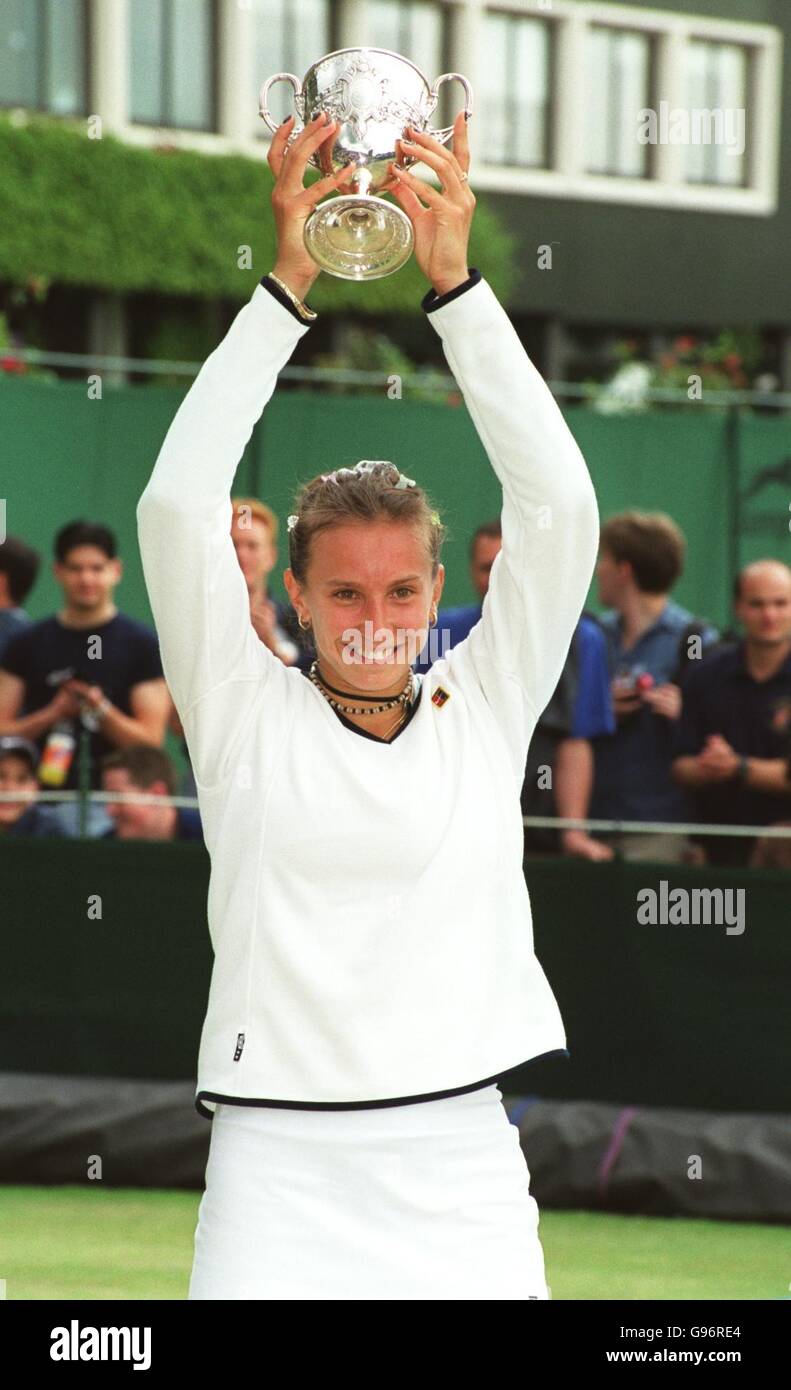 Tennis - Wimbledon Championships - Junior Girls Singles - Final - Iroda Tulyaganova v L. Krasnoroutskai Stock Photo