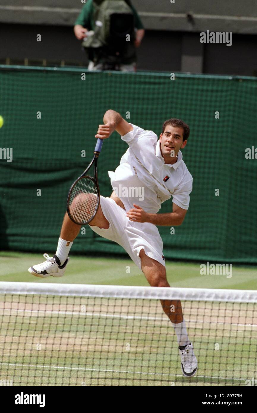 Tennis Wimbledon Championships mens semifinal Stock Photo Alamy