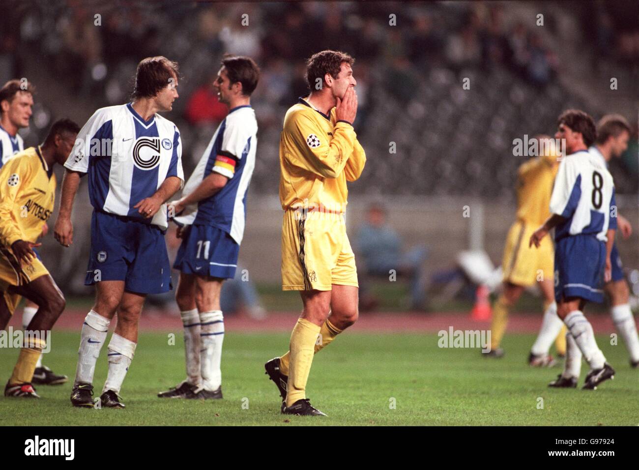 Soccer - UEFA Champions League - Group H - Hertha Berlin v Chelsea Stock  Photo - Alamy