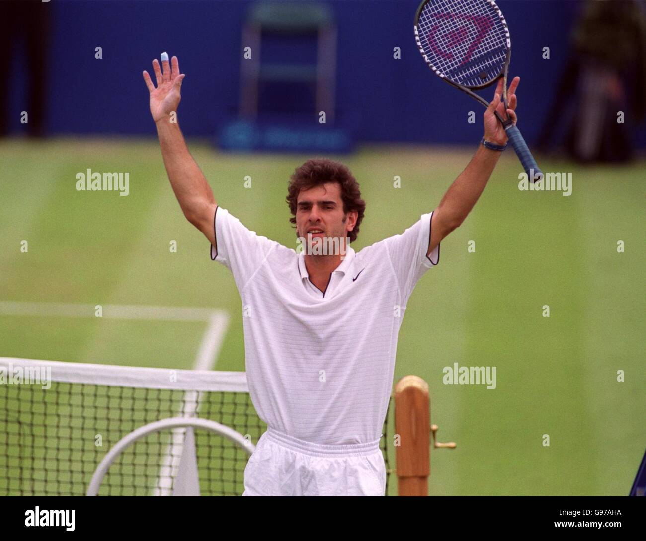 Tennis - Nottingahm Open - Final - Cedric Pioline v Kevin Ullyett Stock  Photo - Alamy