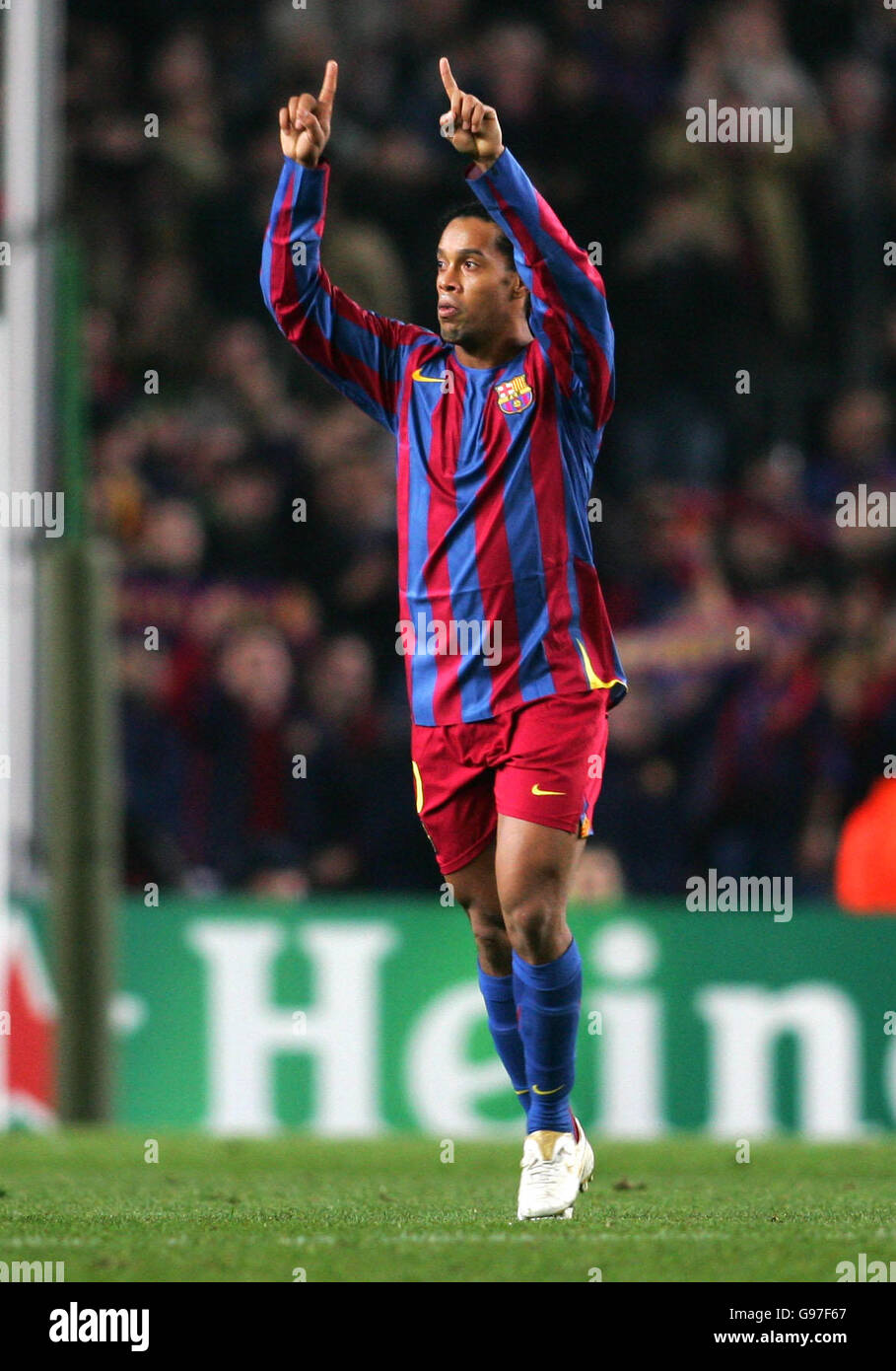 Ronaldinho hi-res stock photography and images - Alamy