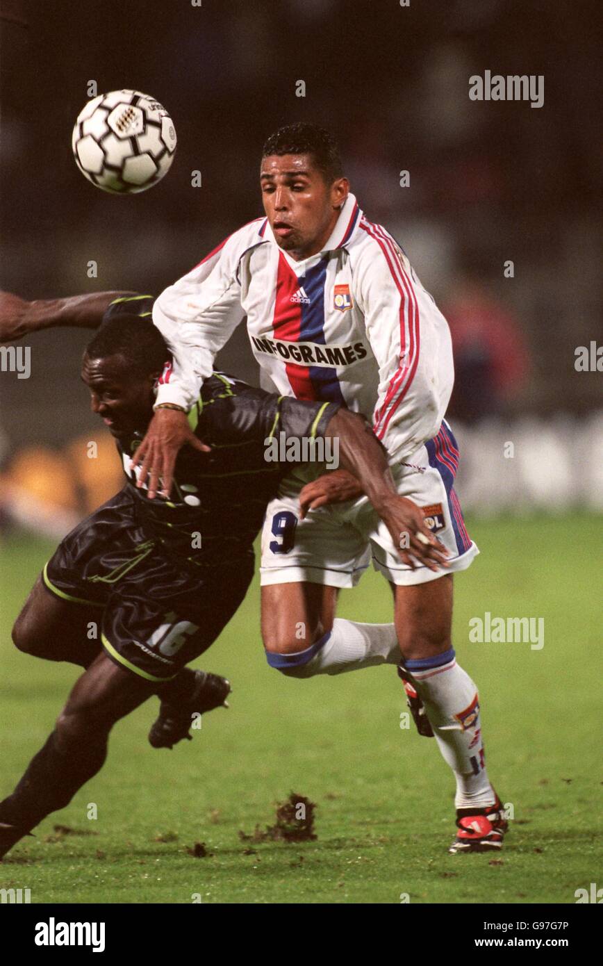 CARTE PANINI - DEFI FOOT - 2000 / 2001 - a choisir