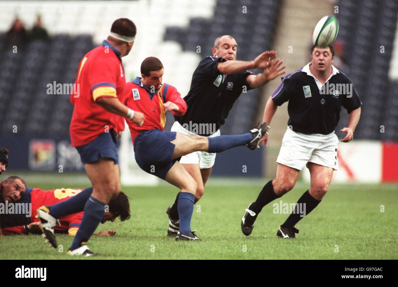 Rugby Union - Rugby World Cup 99 - Pool A - Scotland v Spain. Scotland ...