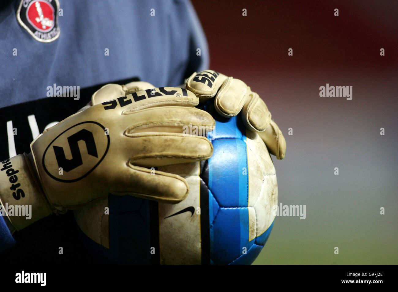 Charlton Athletic goalkeeper Darren Randolph gets to grips with the Nike ball Stock Photo