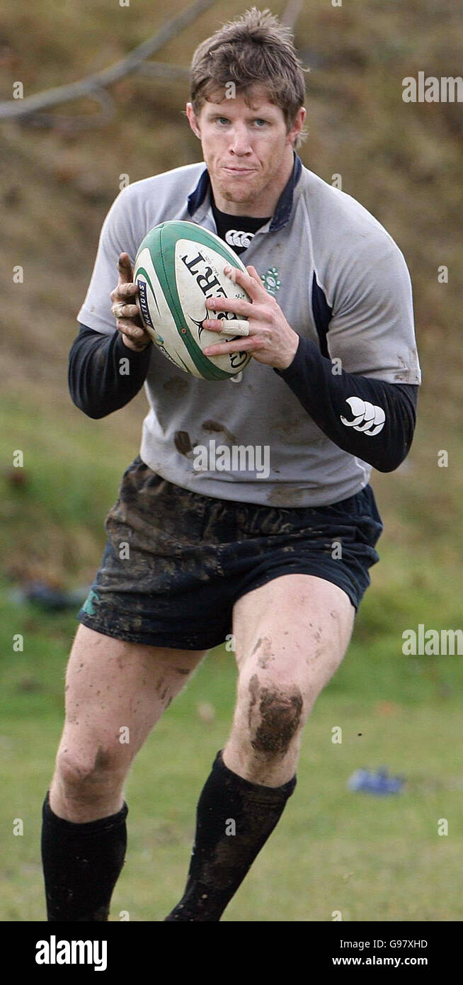 Ireland's Simon Easterby during a training session at St Gerard's School, Bray, Co Wicklow, Ireland, Tuesday March 7, 2006. Ireland play Scotland at Lansdowne Road in the RBS 6 Nations on Saturday. PRESS ASSOCIATION Photo. Photo credit should read: Niall Carson/PA Stock Photo