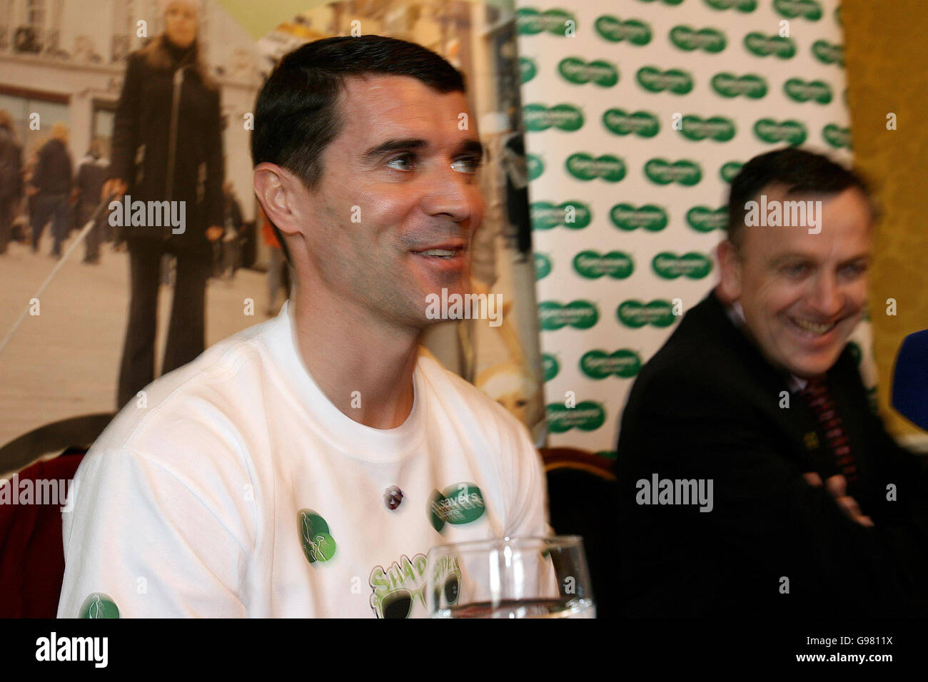 Glasgow Celtic Soccer Star Roy Keane (left) and Padraig Mallon chief executive of Irish Guide Dogs for the Blind at a press conference in Dublin, Tuesday March 14 2006, where they launched the 'Shades 2006' campaign'. Roy Keane invited schools, businesses and organisations to register now for 'shades week' which starts on May 1. PRESS ASSOCIATION Photo. Photo credit should read: Julien Behal/PA Stock Photo