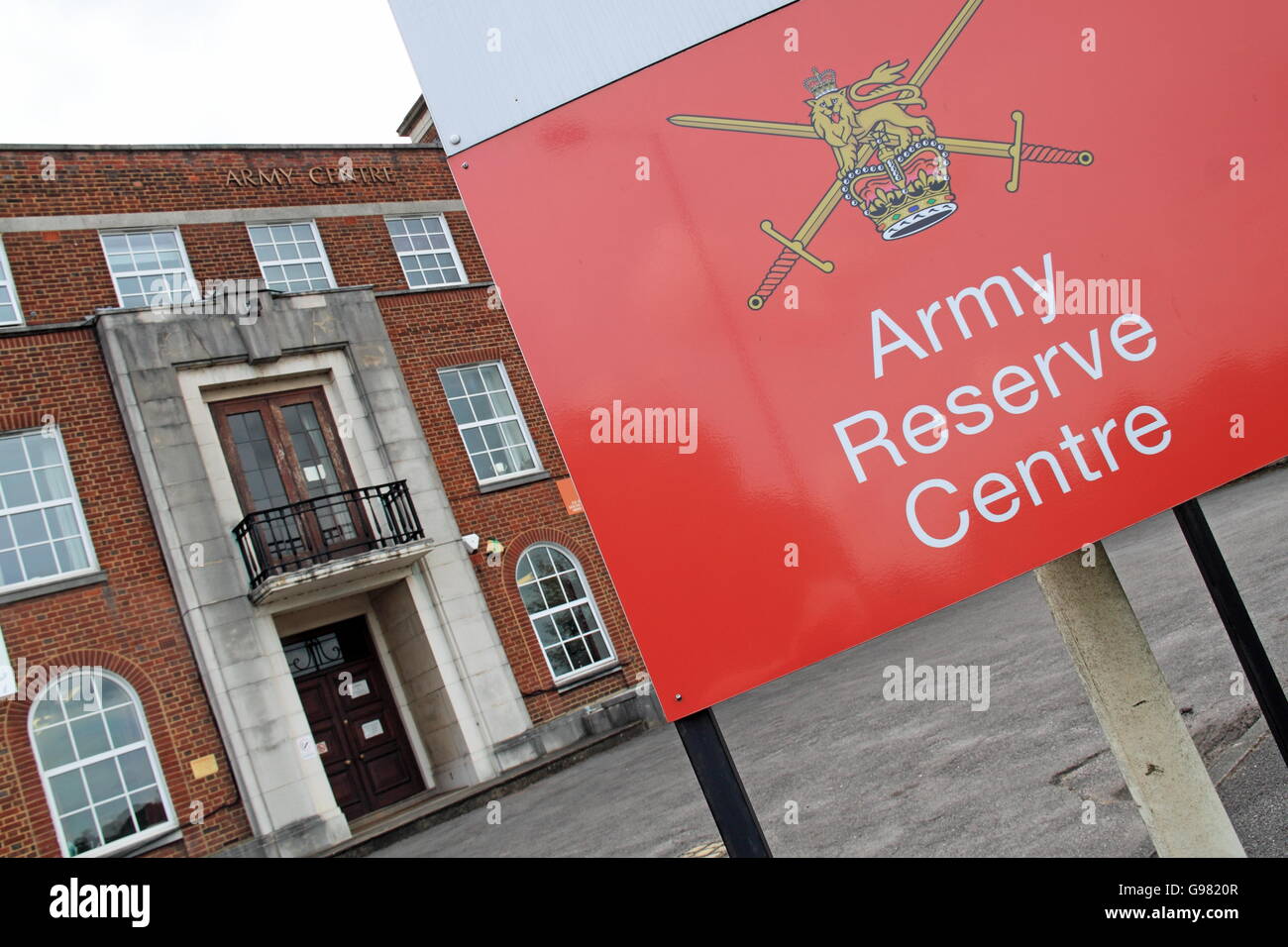 Army Reserve Centre, Portsmouth Road, Kingston upon Thames, London, England, Great Britain, United Kingdom, UK, Europe Stock Photo