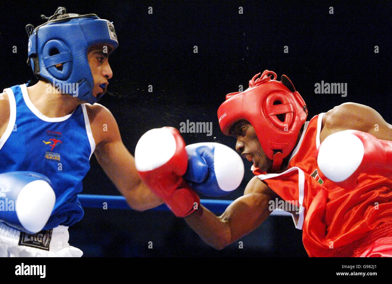 Boxing in kenya hires stock photography and images Alamy