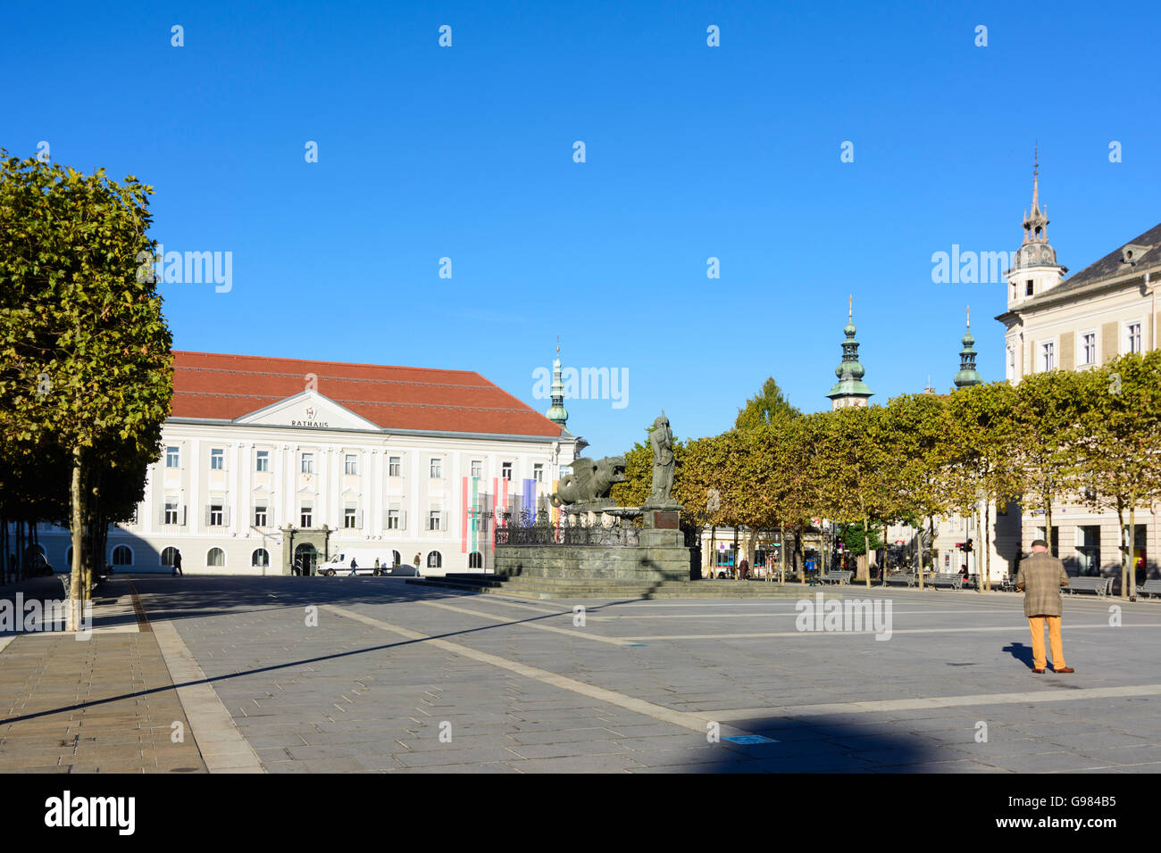 fountain Lindwurmbrunnen with Hercules on the new square in front of the town hall, Klagenfurt am Wörthersee, Austria, Kärnten, Stock Photo