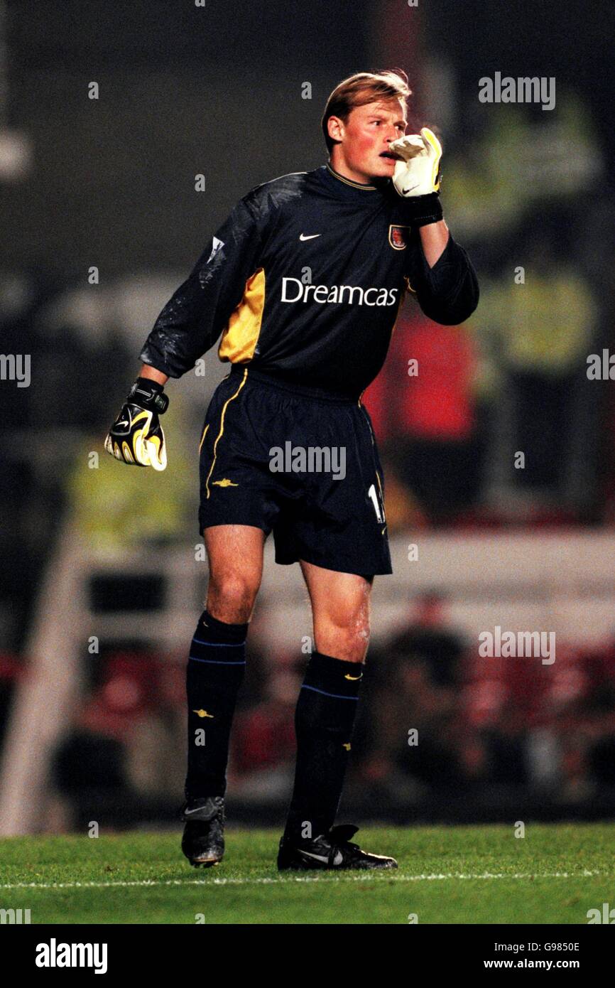 Soccer Lee Dixon Testimonial Arsenal v Real Madrid Stock Photo Alamy