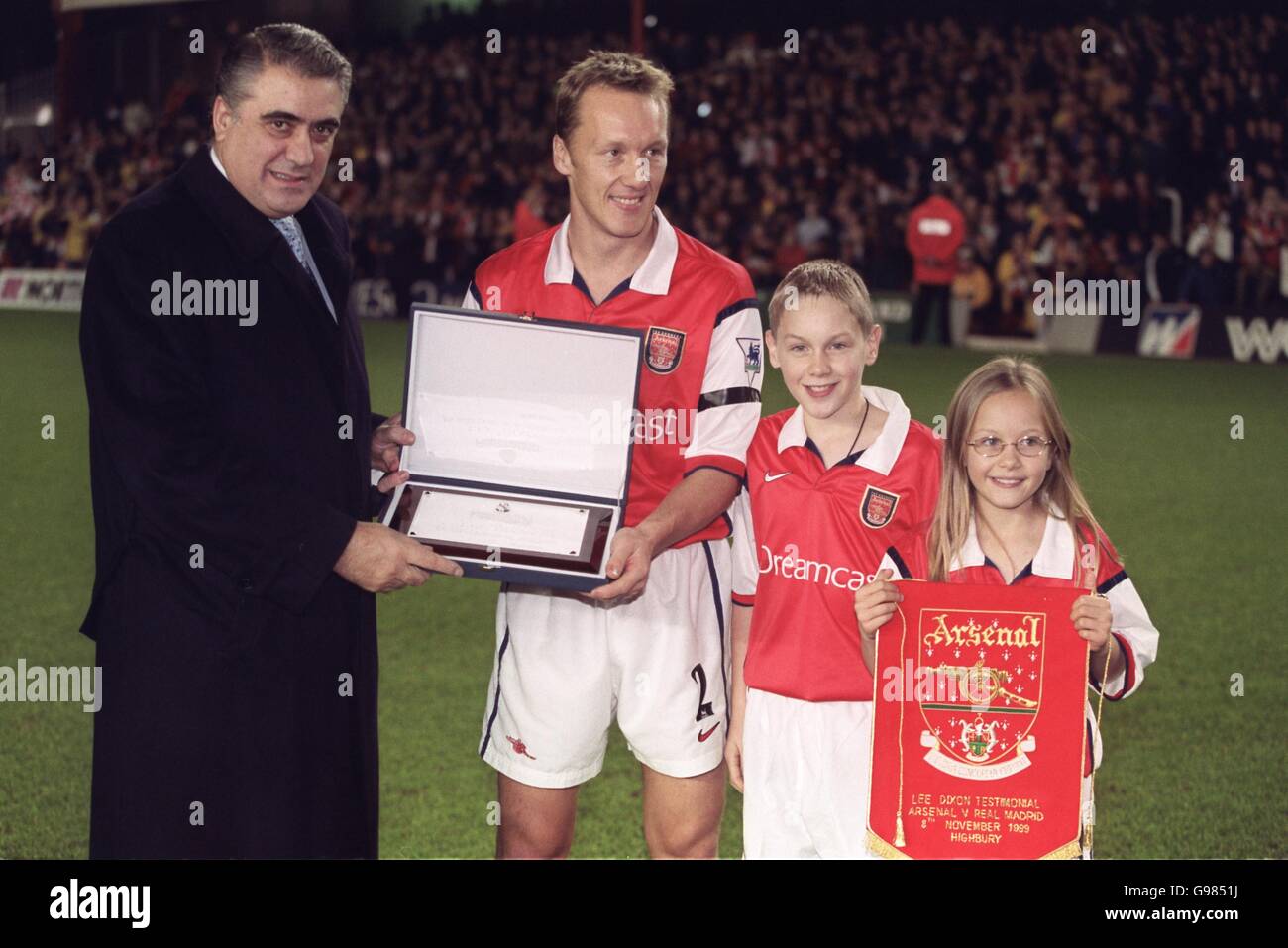 Lee dixon hires stock photography and images Alamy