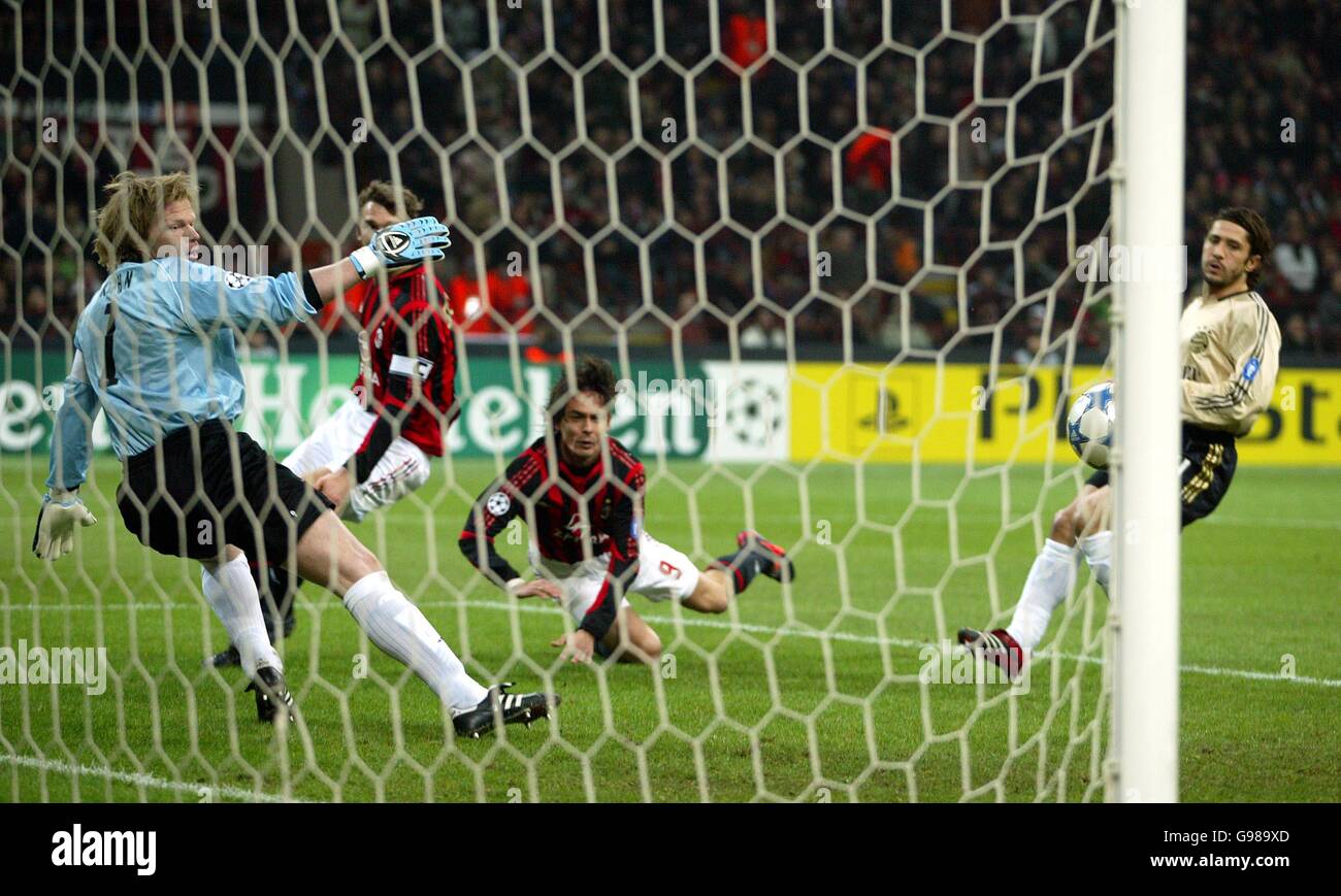 Soccer - UEFA Champions League - Round of 16 - Second Leg - AC Milan v Bayern Munich - Giuseppe Meazza Stock Photo