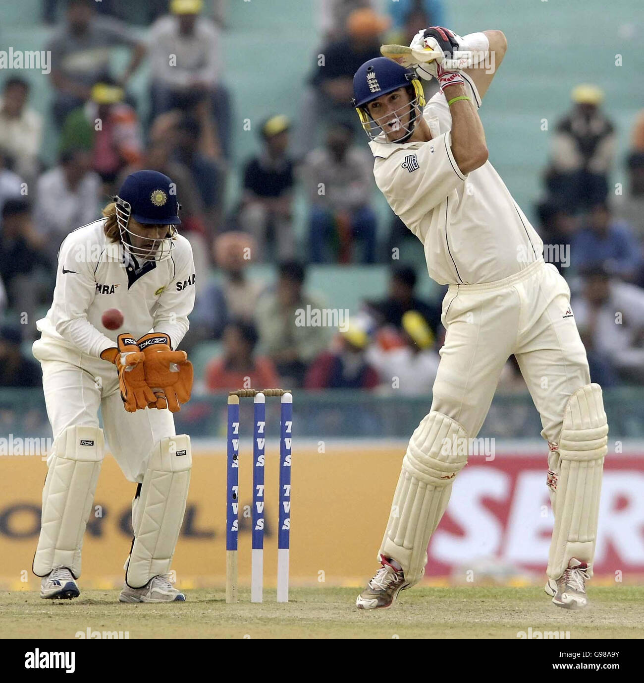 England's Kevin Pietersen (R) in action during the first day of the second Test match against India at the PCA Stadium, Mohali, India, Thursday March 9, 2006. PRESS ASSOCIATION Photo. Photo credit should read: Rebecca Naden/PA. Stock Photo