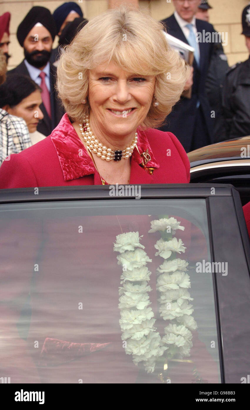The Duchess of Cornwall leaves the Gurdwara Sri Guru Singh Sabah in Hounslow, west London, Monday March 13 2006, where she and her husband the Prince of Wales met members of the Sikh community. Children from Stock Cross Primary School in Newbury, Berkshire, who are learning about Indian culture, also attended. The event marked Commonwealth Day and comes a fortnight ahead of the royal couple's official visit to India. See PA story ROYAL Commonwealth Temple. PRESS ASSOCIATION Photo. Photo credit should read: Stefan Rousseau/PA Stock Photo