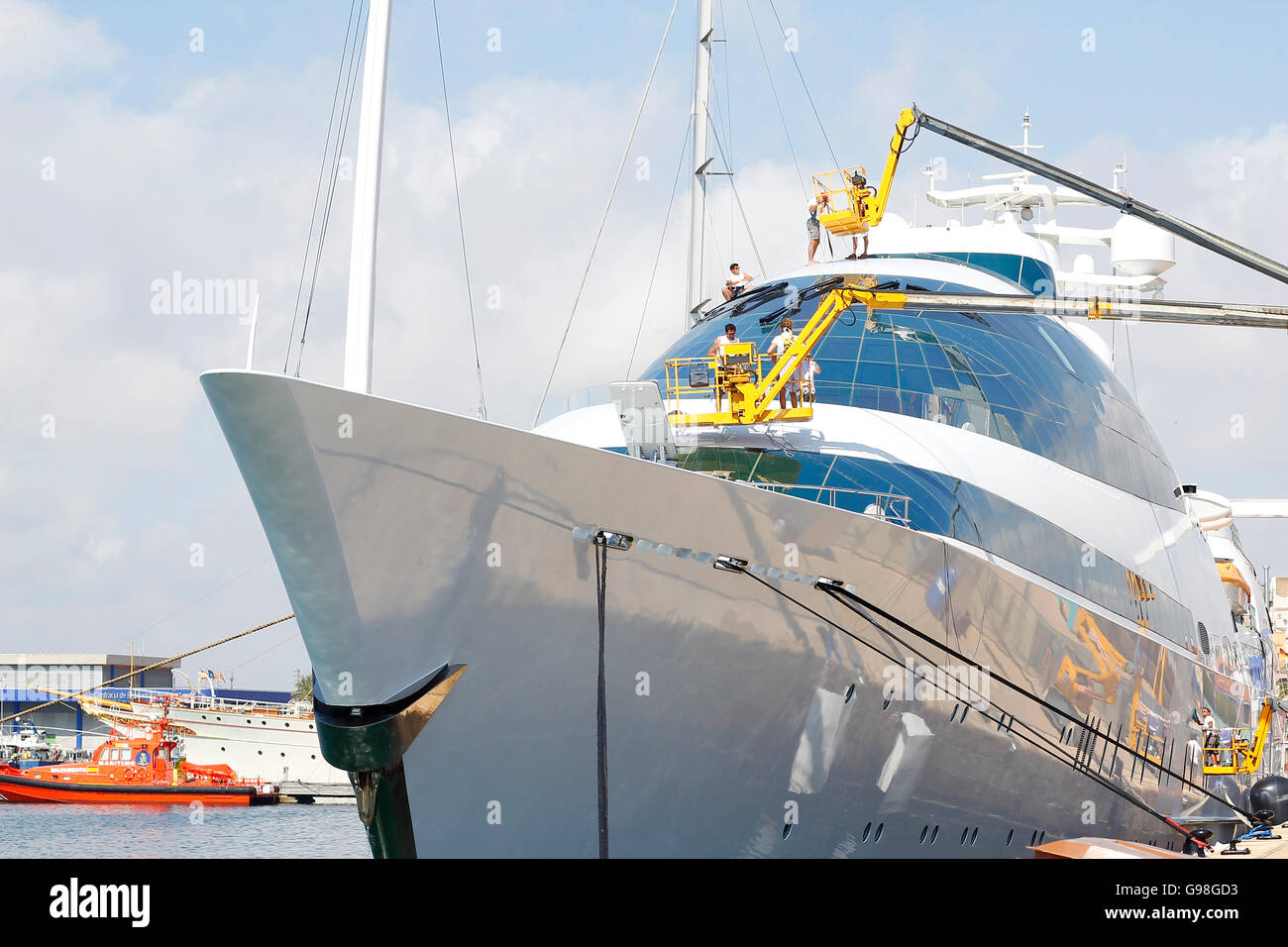 luxury yacht maintenance cost