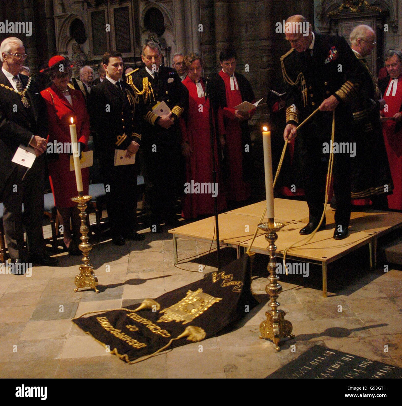 Royal clockmaker hi-res stock photography and images - Alamy