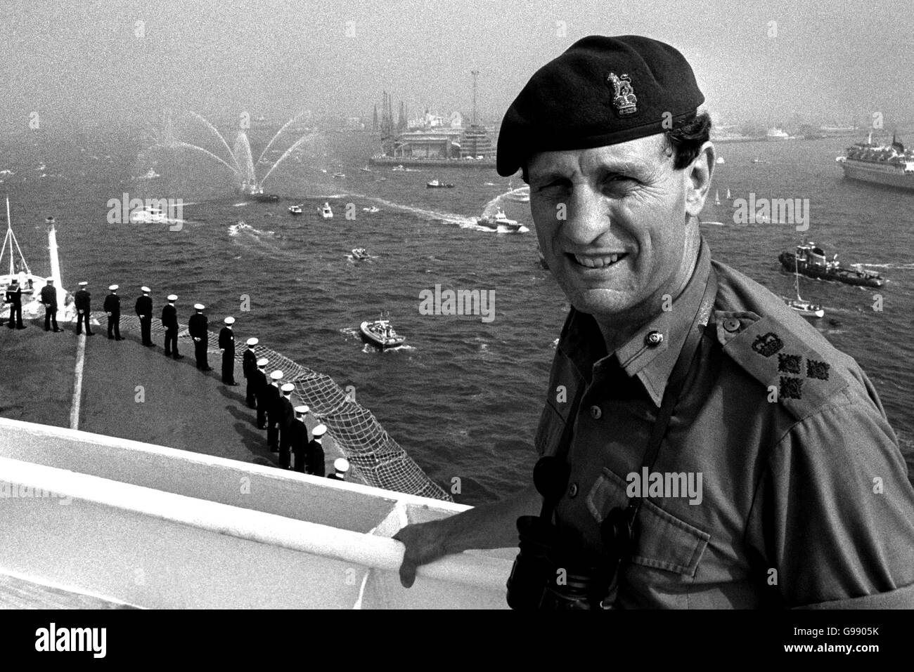 Brigadier Julian Thompson, i/c 3rd Commando Brigade, aboard Canberra as she sailed into a fantastic welcome. Stock Photo