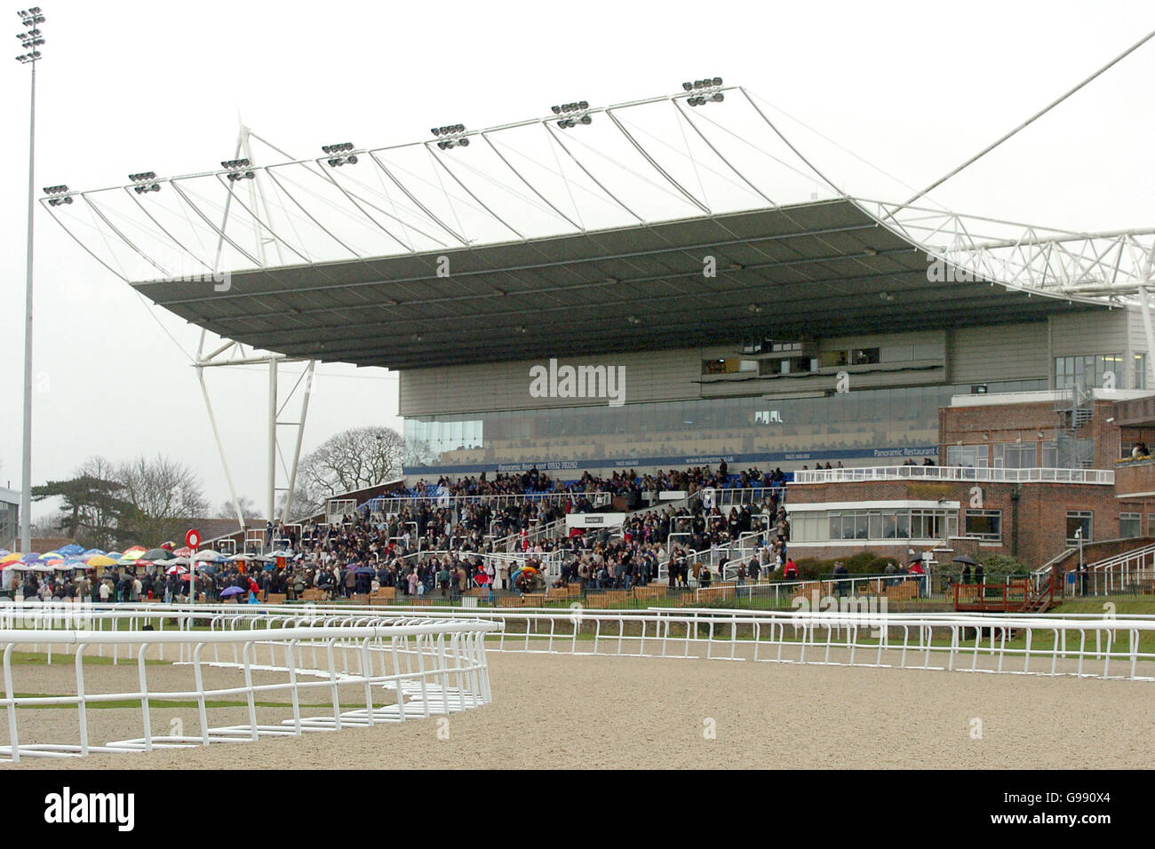 Horse Racing Kempton Park Stock Photo Alamy