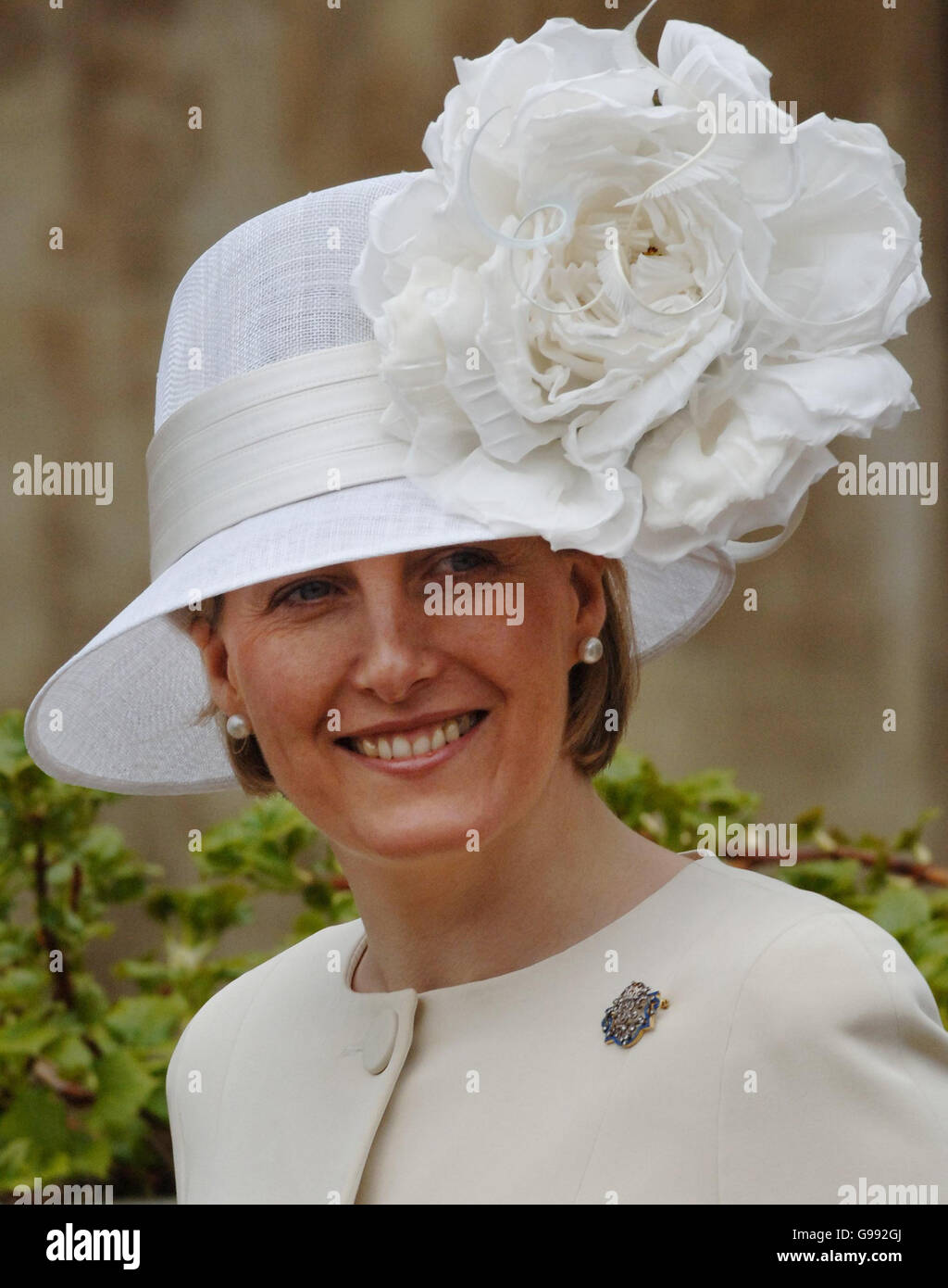 dramatic floral 'Easter bonnet 