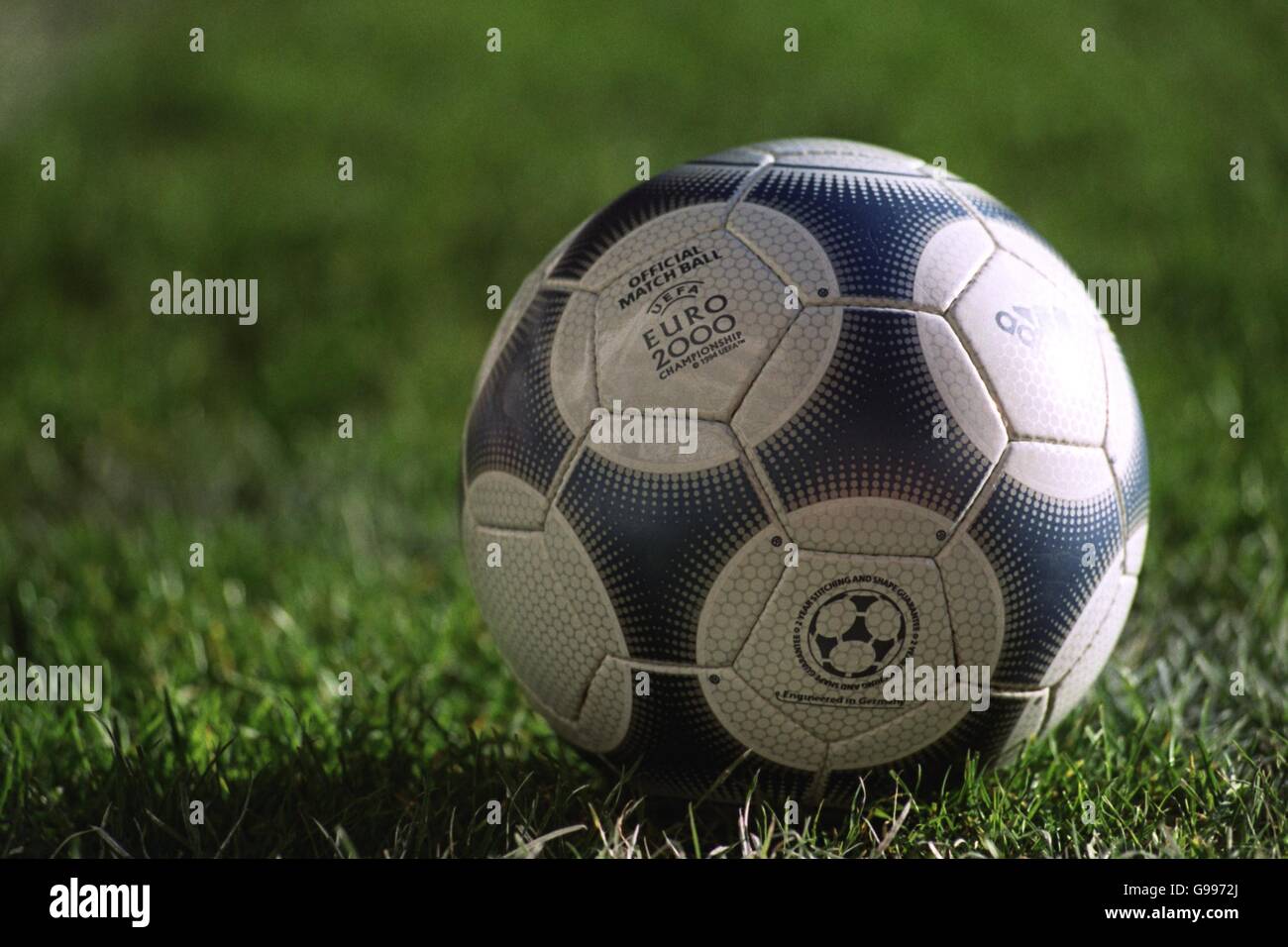 New adidas ball for euro 2000 hi-res stock photography and images - Alamy