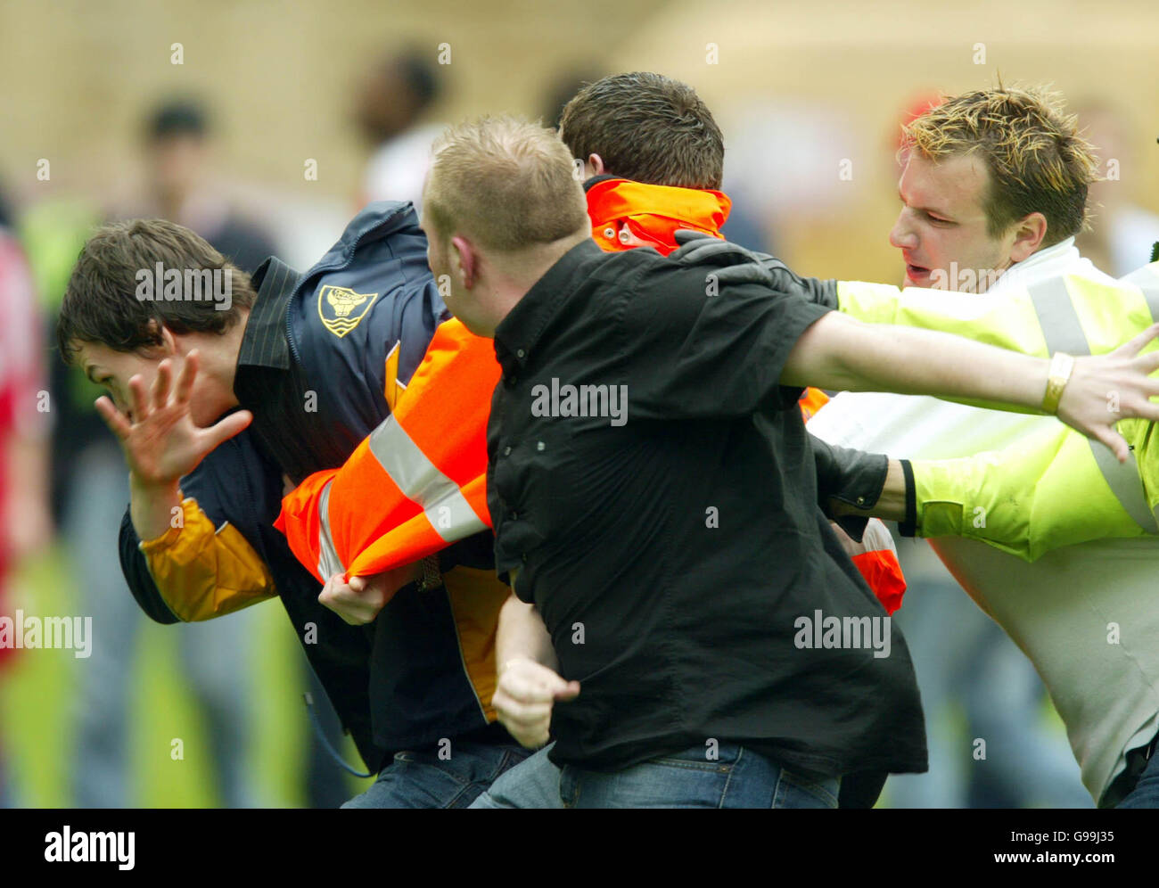 Oxford v leyton orient hires stock photography and images Alamy