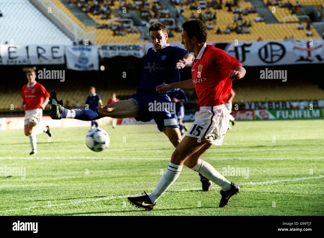 62 photos et images haute résolution de Manchester United Jonathan