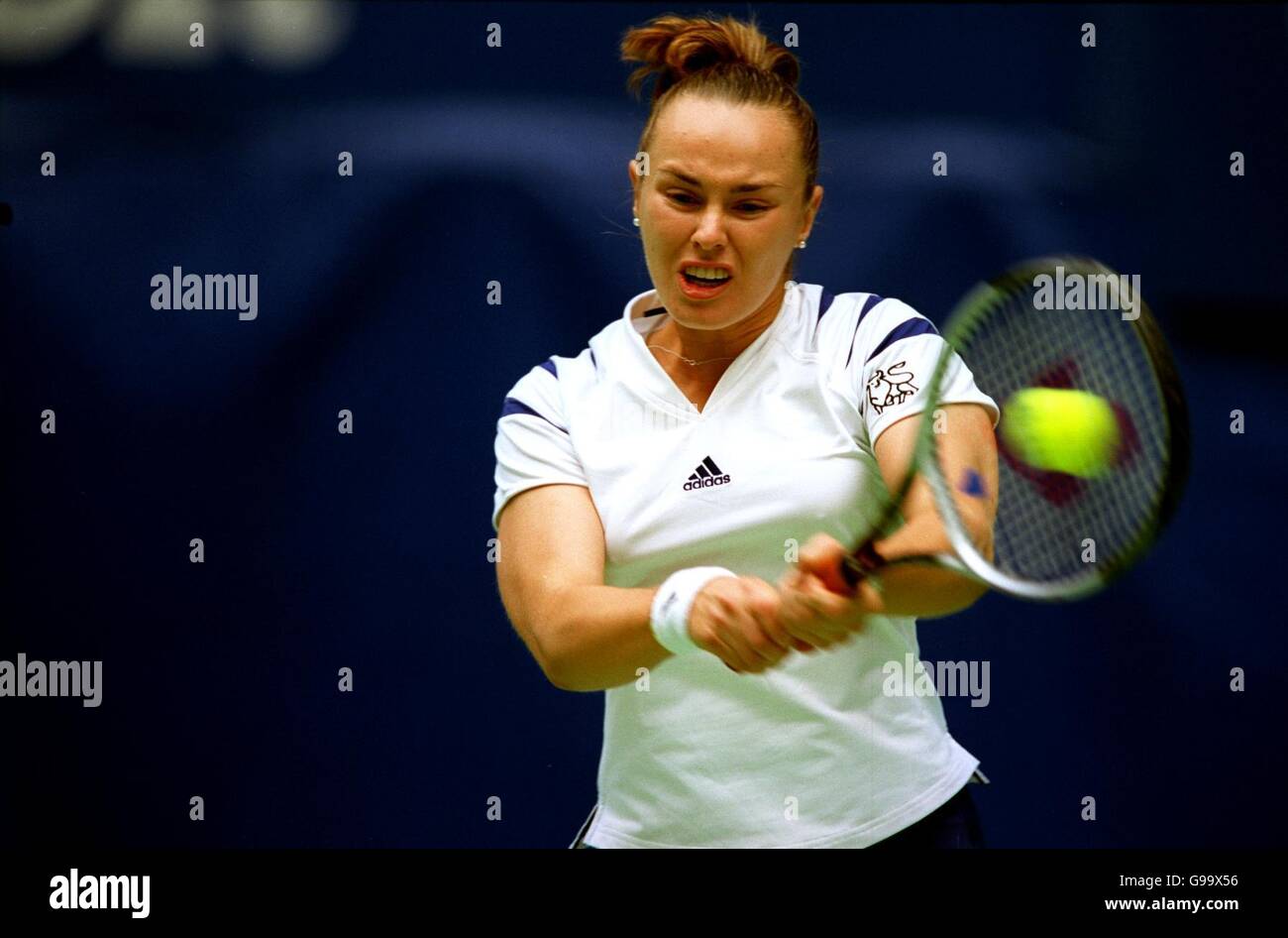 Martina hingis 2000 hires stock photography and images Alamy