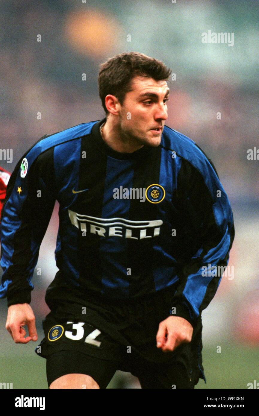 Christian vieri hi-res stock photography and images - Alamy, image size:865x1390
