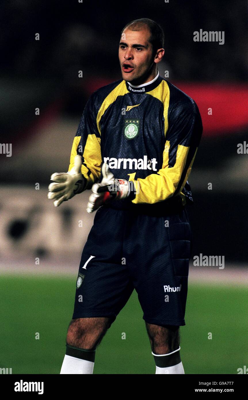 Soccer - Toyota Intercontinental Cup - Manchester United v