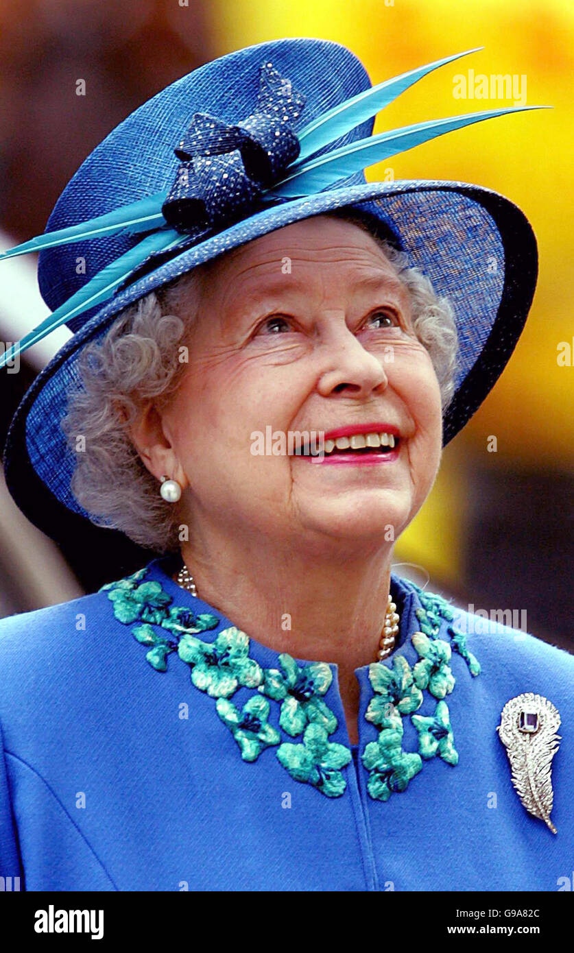 ROYAL Queen Stock Photo Alamy